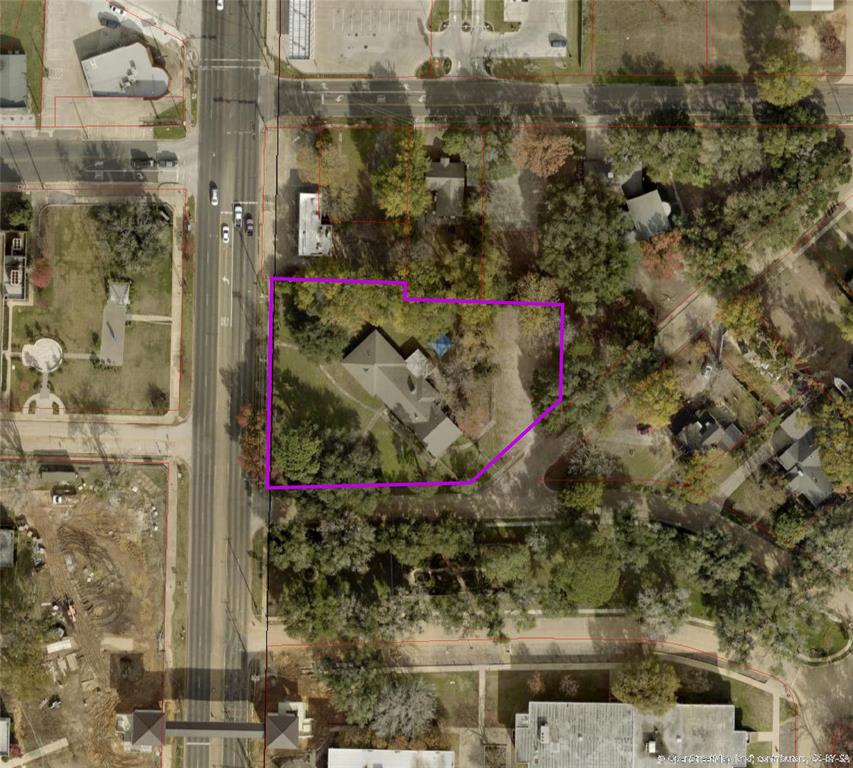 1009 Brook Drive Property Photo 2