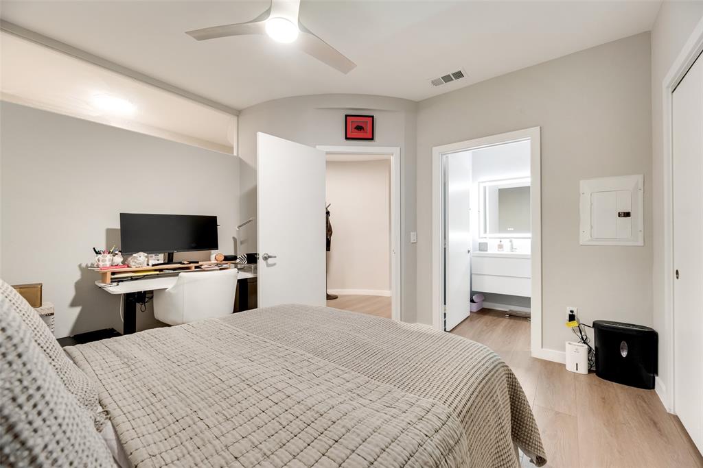 4107 Bowser Avenue Property Photo 11