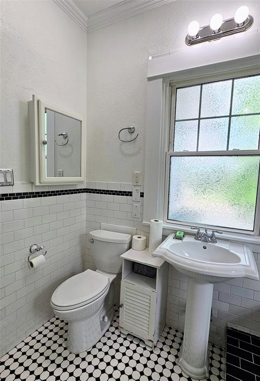 5126 Columbia Avenue Property Photo 37