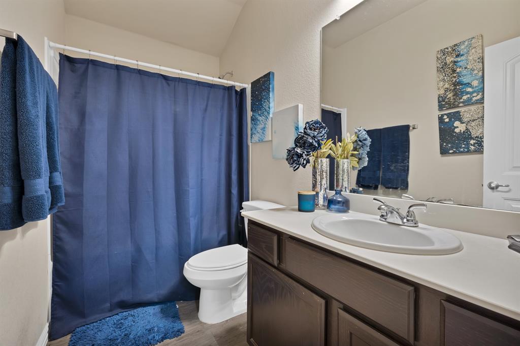 1507 Kingsley Drive Property Photo 3