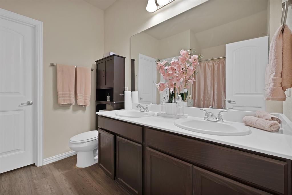 1507 Kingsley Drive Property Photo 11