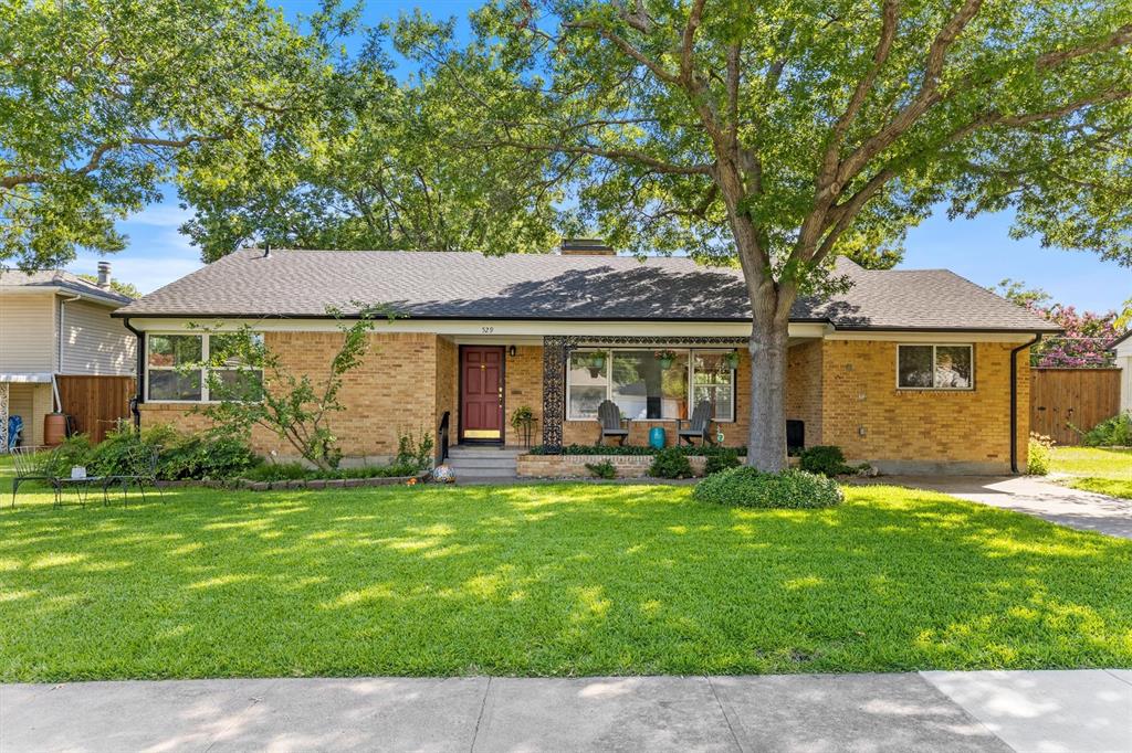 529 Aqua Drive Property Photo 1