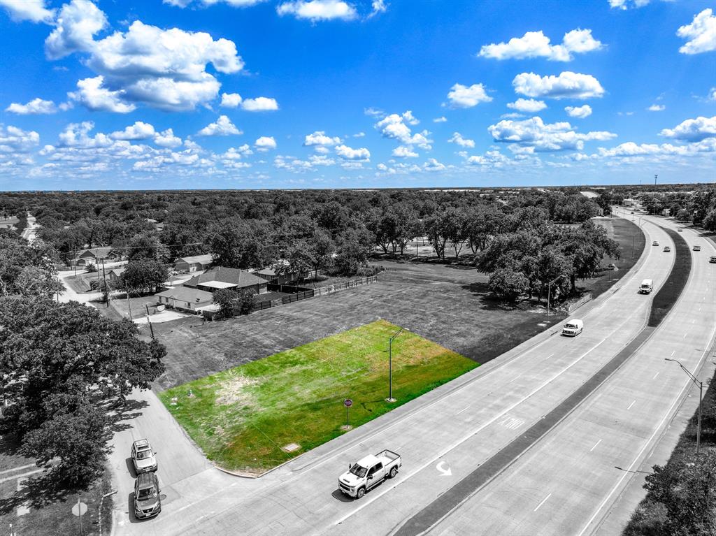 500 E State Street Property Photo 1