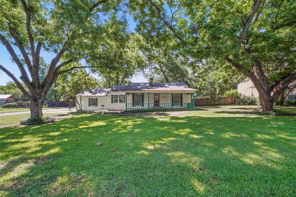 208 Grace Lane Property Photo 1