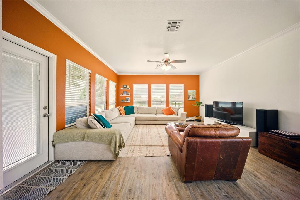 601 Fair Springs Drive Property Photo 13