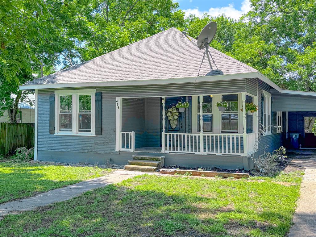 408 S Throckmorton Avenue Property Photo 1