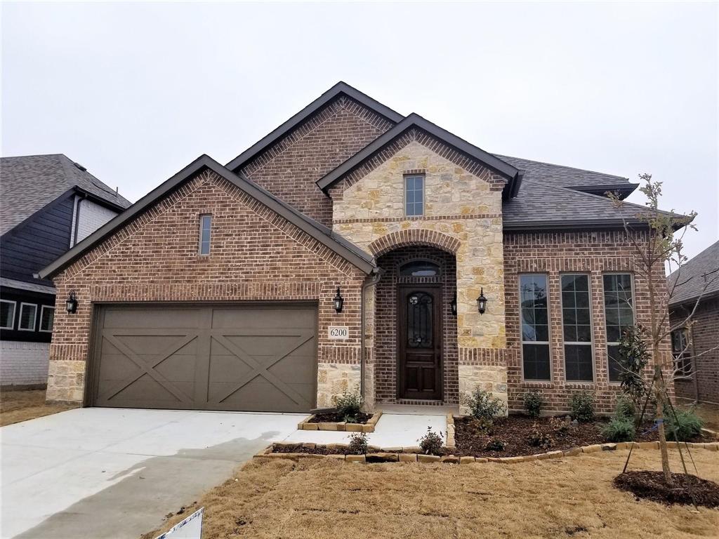 2113 Burke Drive Property Photo 1