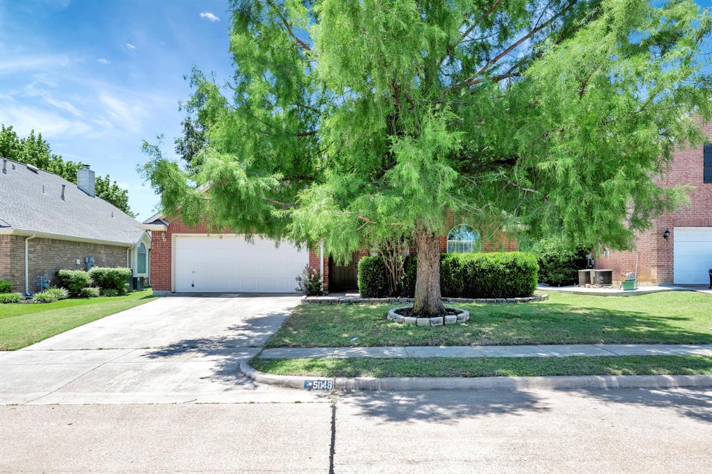 5048 Roundtree Court Property Photo 1