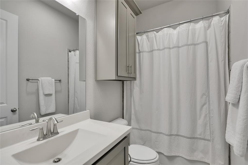 7404 Stanhope Street Property Photo 23