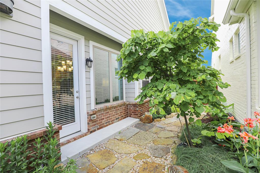 7404 Stanhope Street Property Photo 31