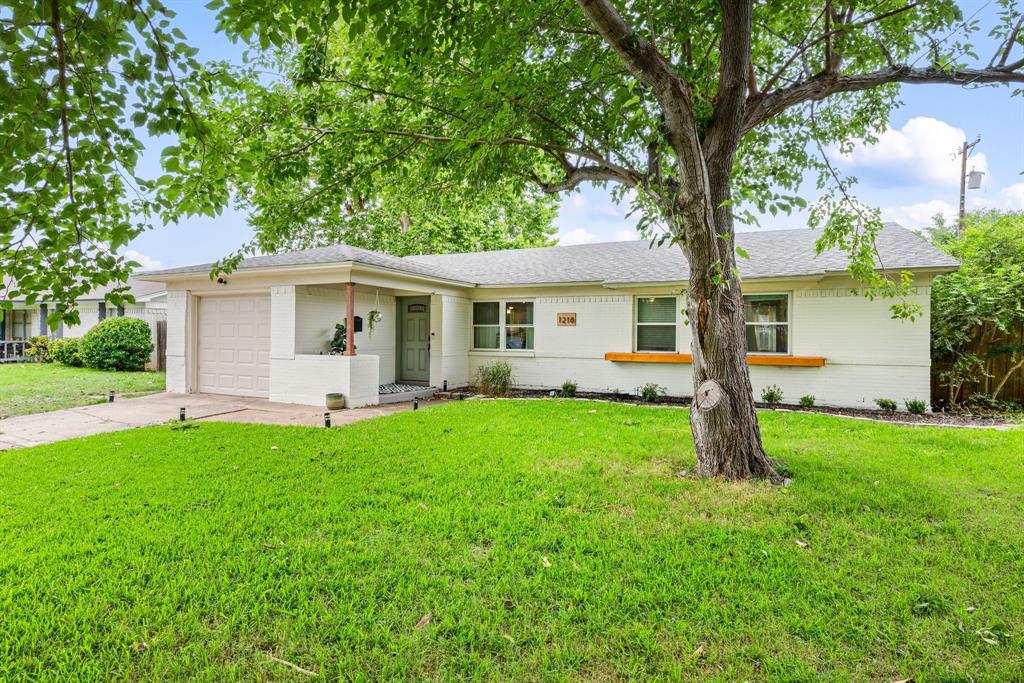1218 Ridgeway Drive Property Photo 1