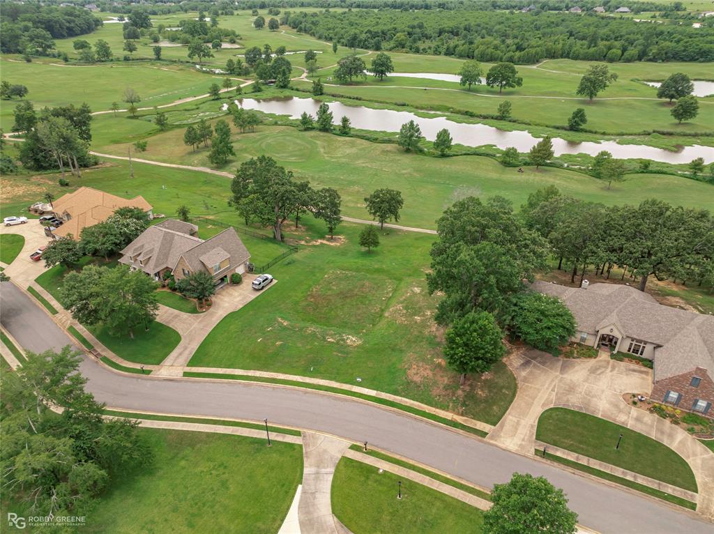 46 Golf Club Drive Property Photo 6
