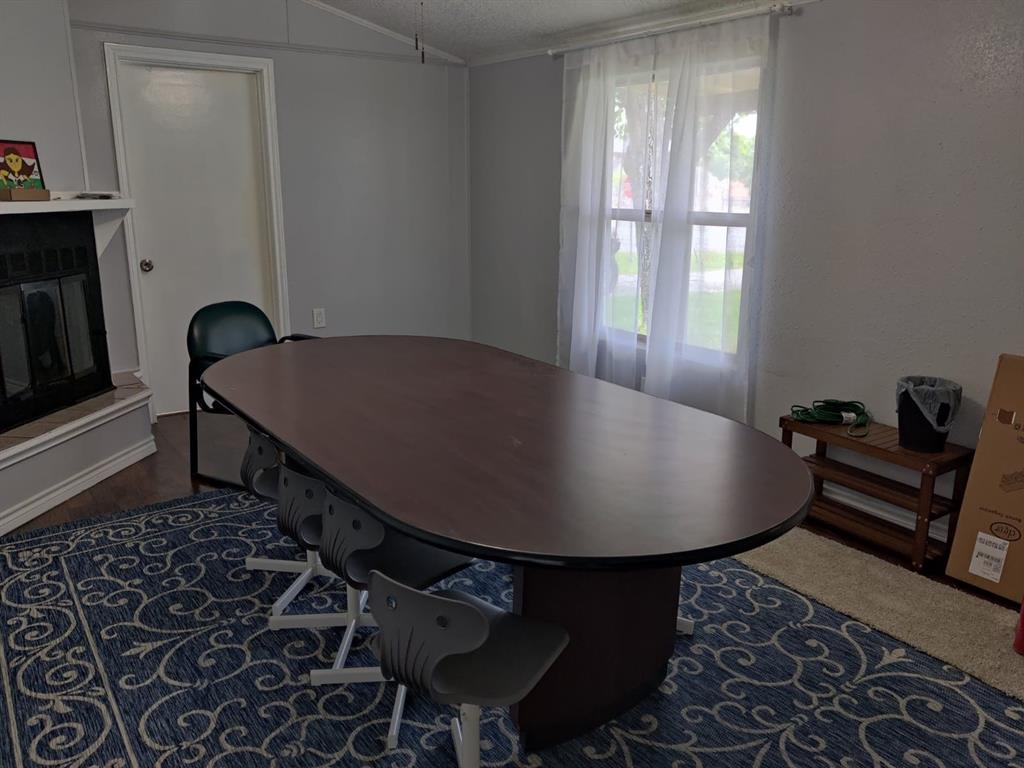 1821 Fm 982 Property Photo 5