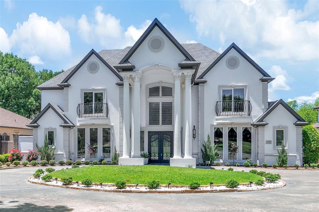 5809 Golden Leaf Court Property Photo 1