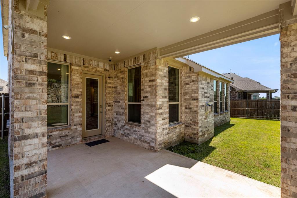 1805 Shady Vista Way Property Photo 32