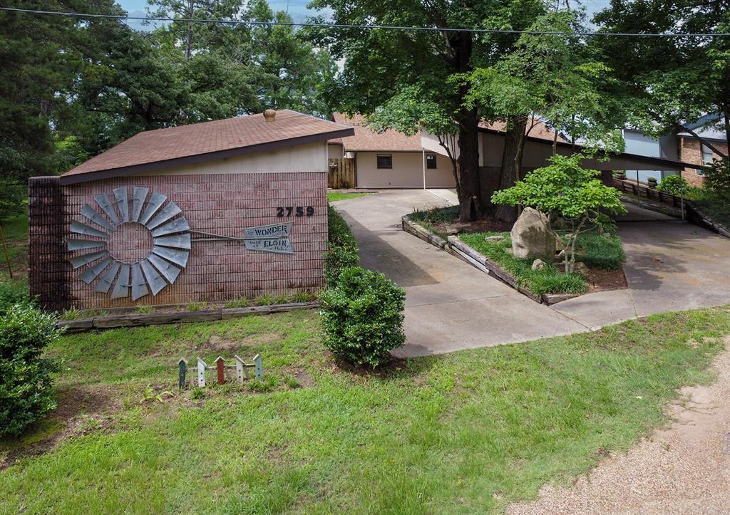 2759 Lake Breeze Property Photo 1