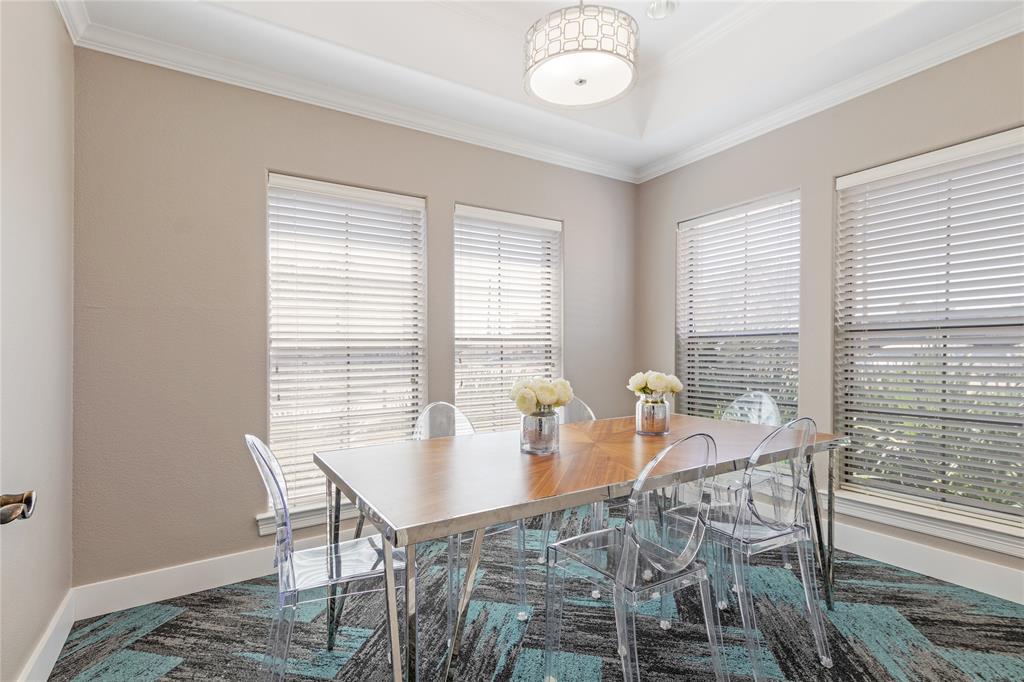 2040 N Belt Line Road 200 Property Photo 6