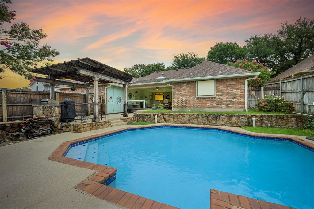 3121 Oakdale Drive Property Photo