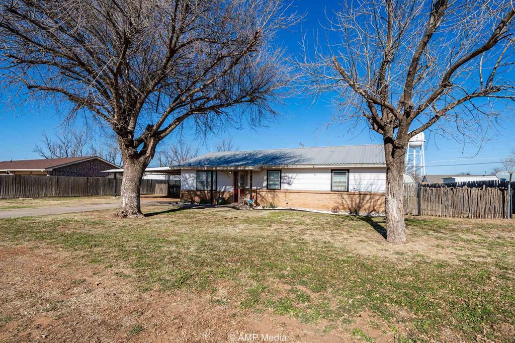 803 E 7th Street