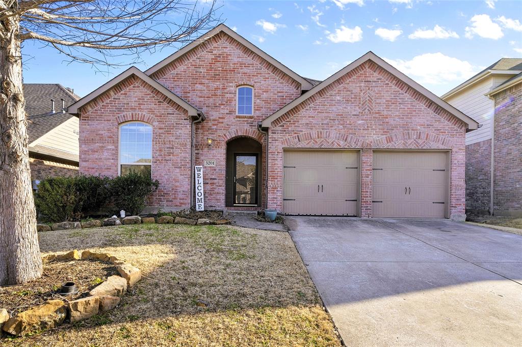 5201 Datewood Lane Property Photo 1