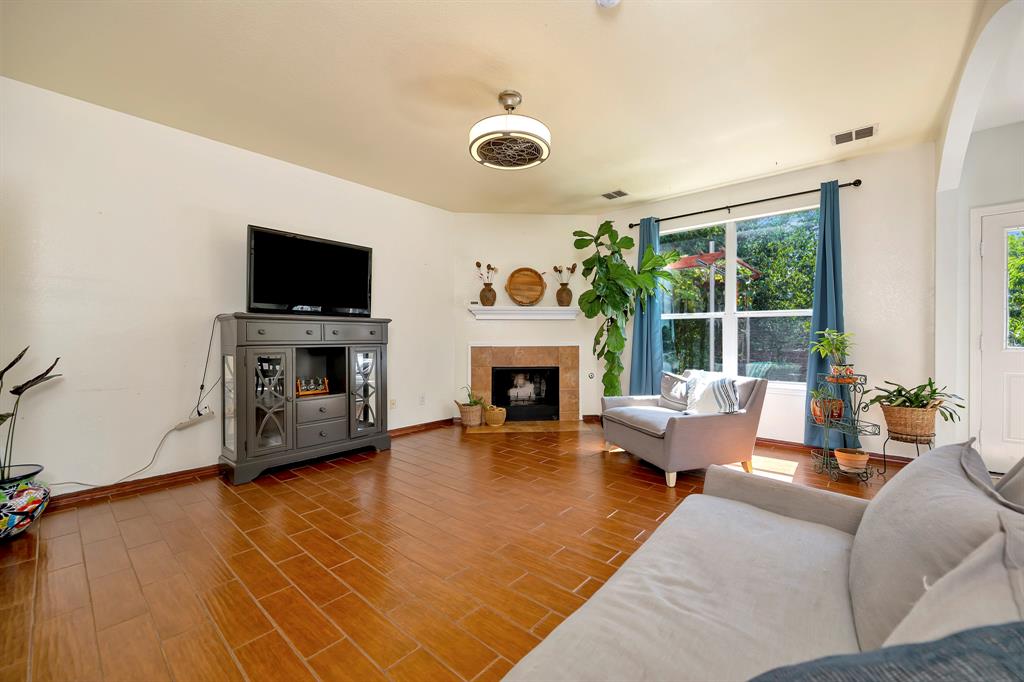 11856 Porcupine Drive Property Photo 4
