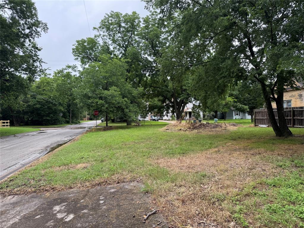 303 W Steadman Street Property Photo 4