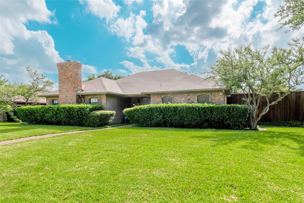 2213 Huntington Drive