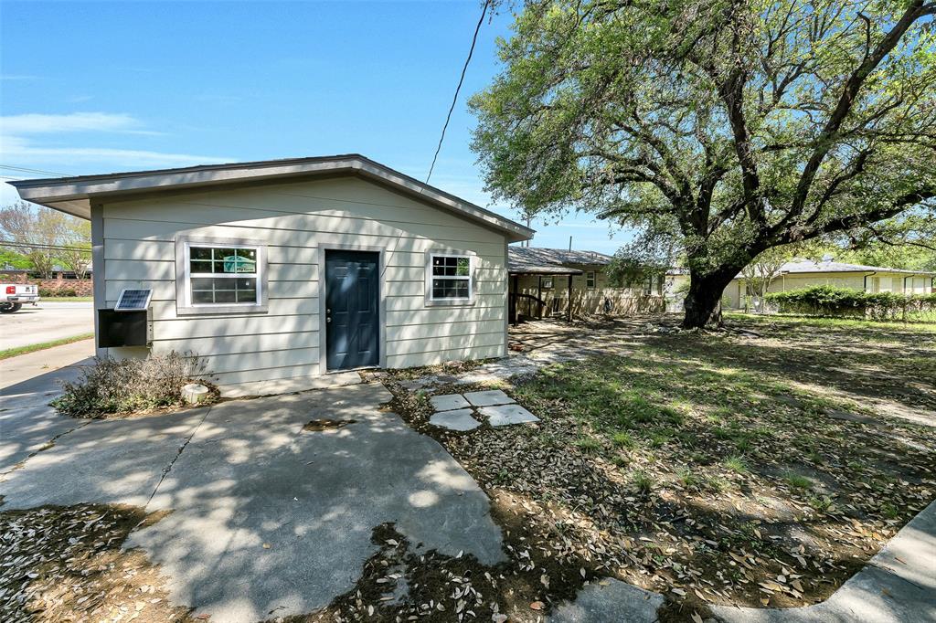 7294 Glenview Drive Property Photo 23