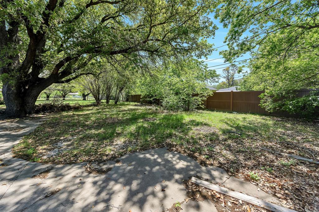 7294 Glenview Drive Property Photo 30