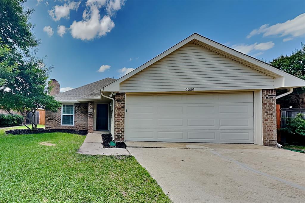 2209 Placid Drive Property Photo 1