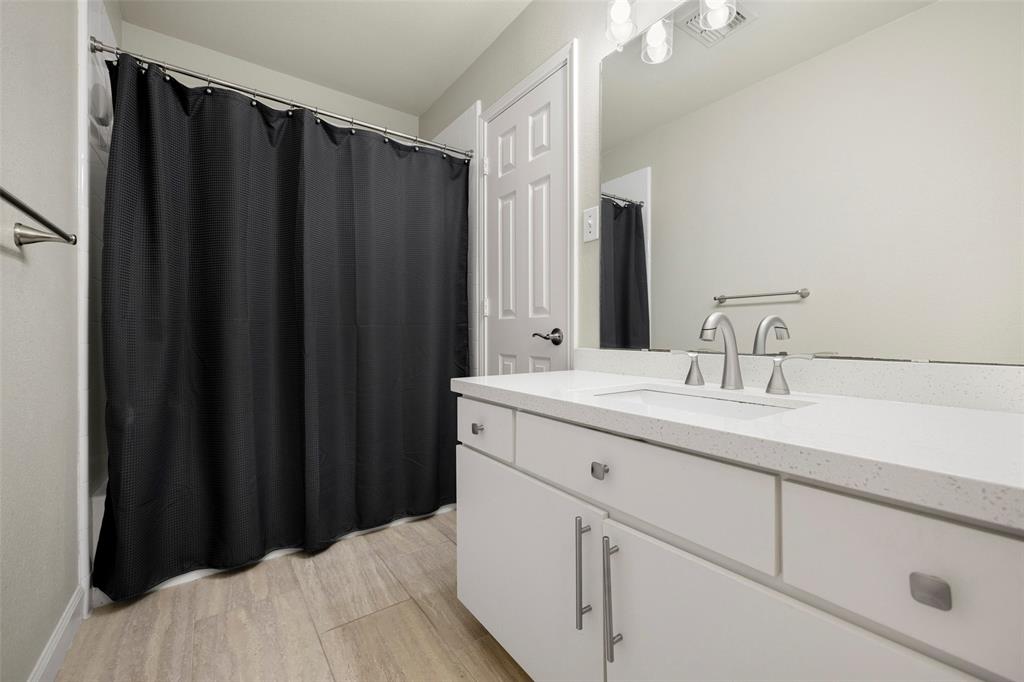 6028 Willow Wood Lane Property Photo 20