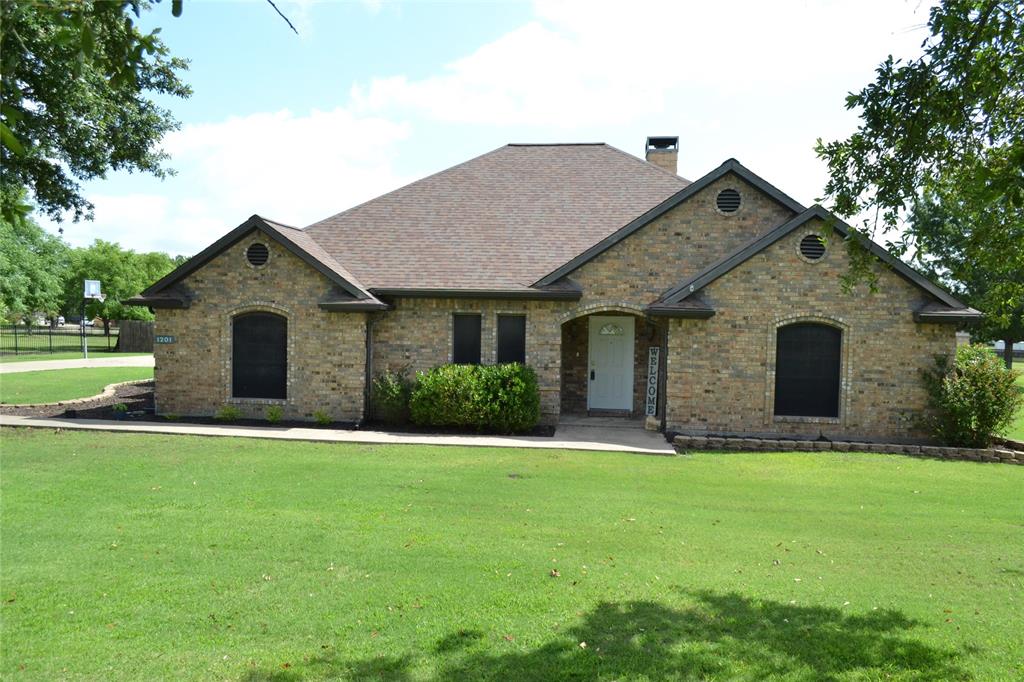 1201 E Oaklawn Drive Property Photo 1