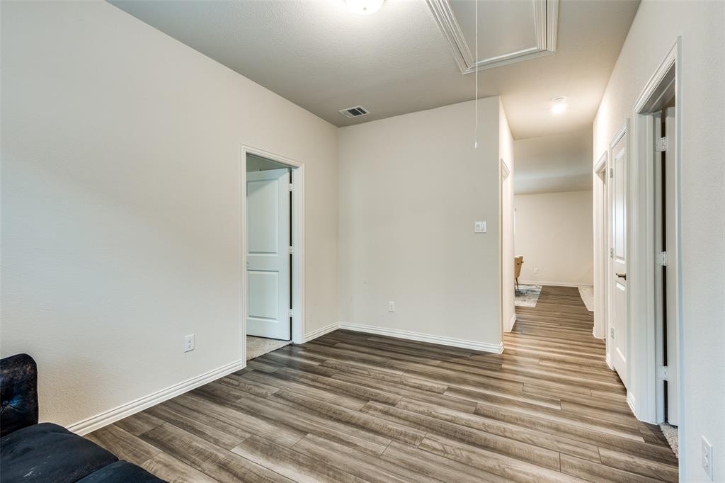 5636 Castle Peak Bend Property Photo 16
