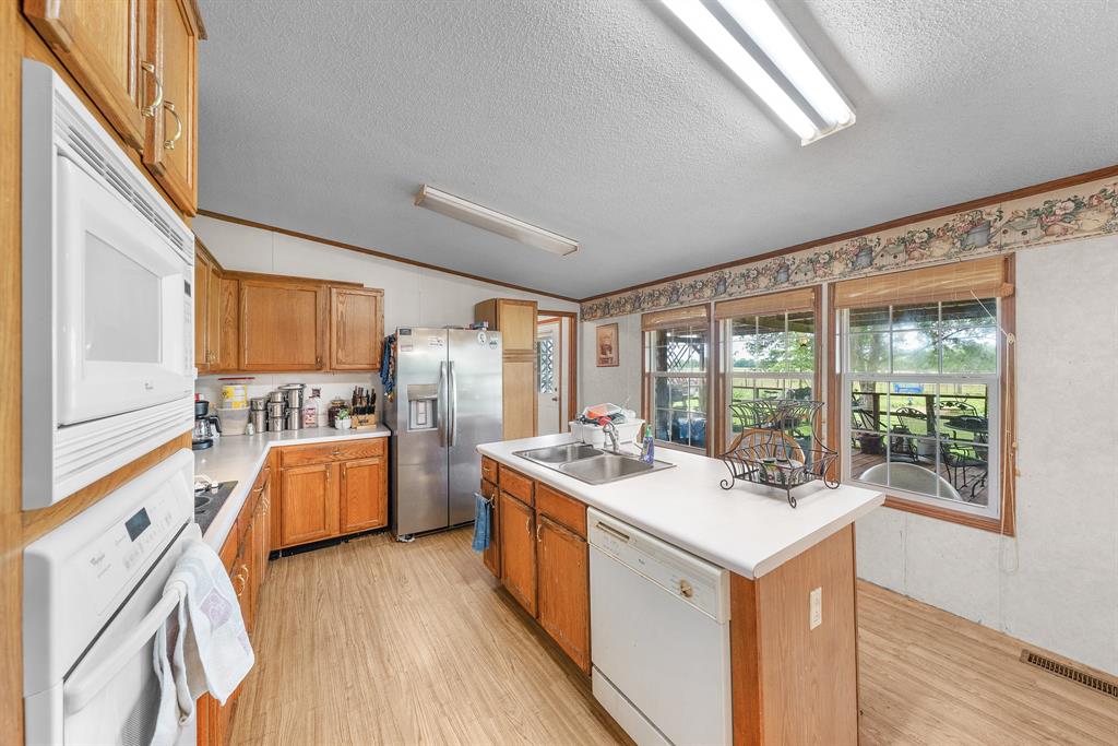 2287 Fm-3132 Property Photo 12