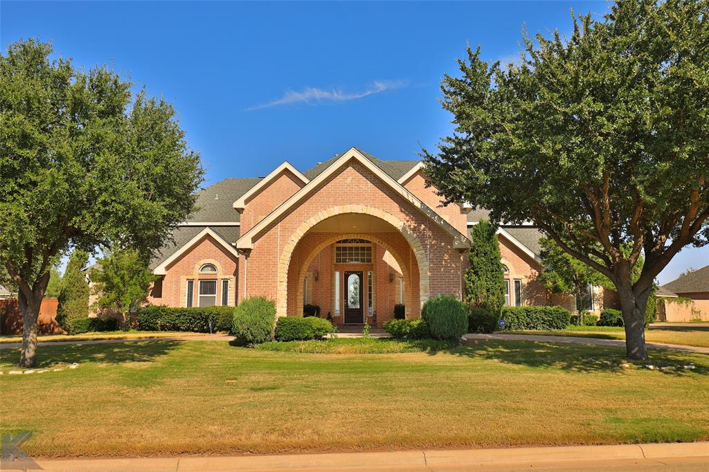 1210 S Saddle Lakes Drive Property Photo 1