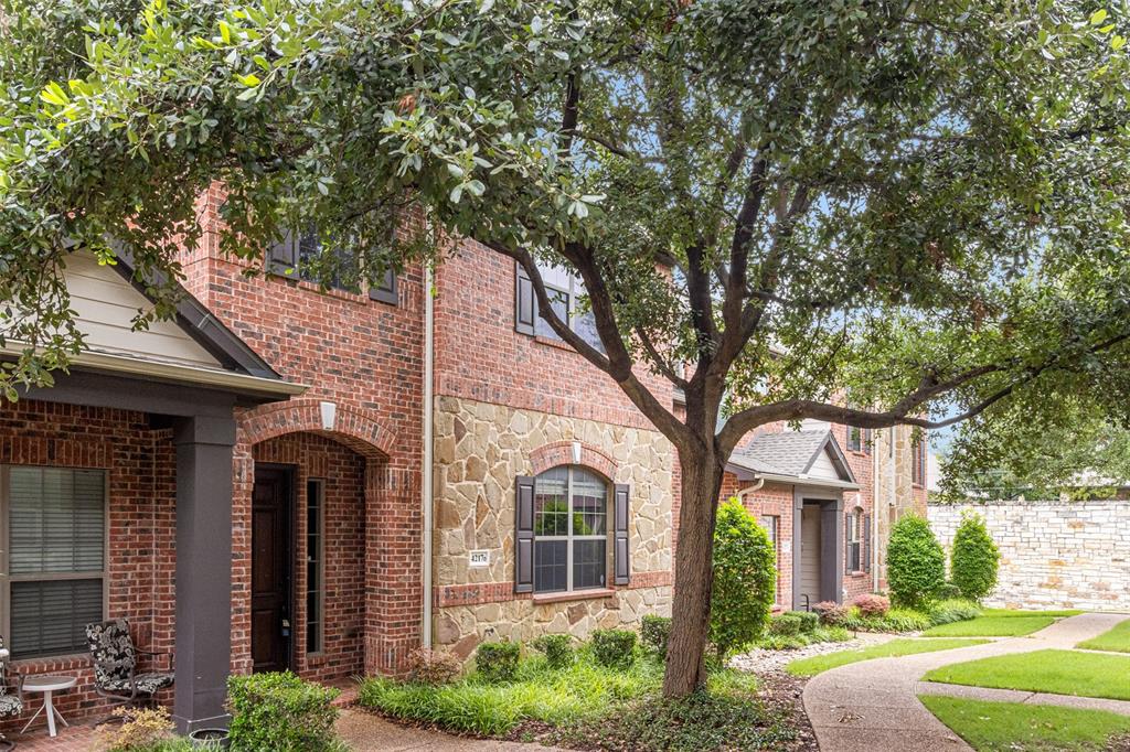 4127 Swan Forest Drive D Property Photo 1