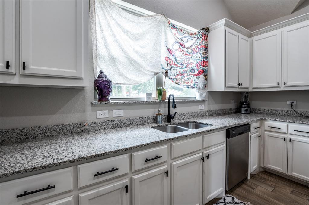 1209 Gough Street Property Photo 14