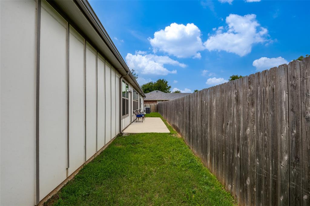 1209 Gough Street Property Photo 24