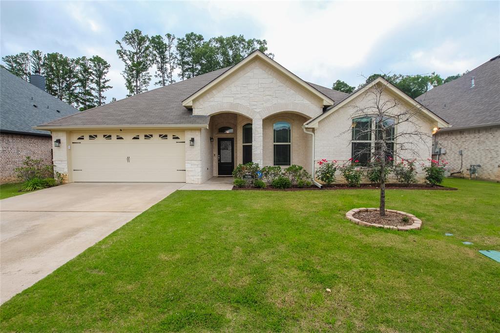 9386 Stonebank Crossing Property Photo 1