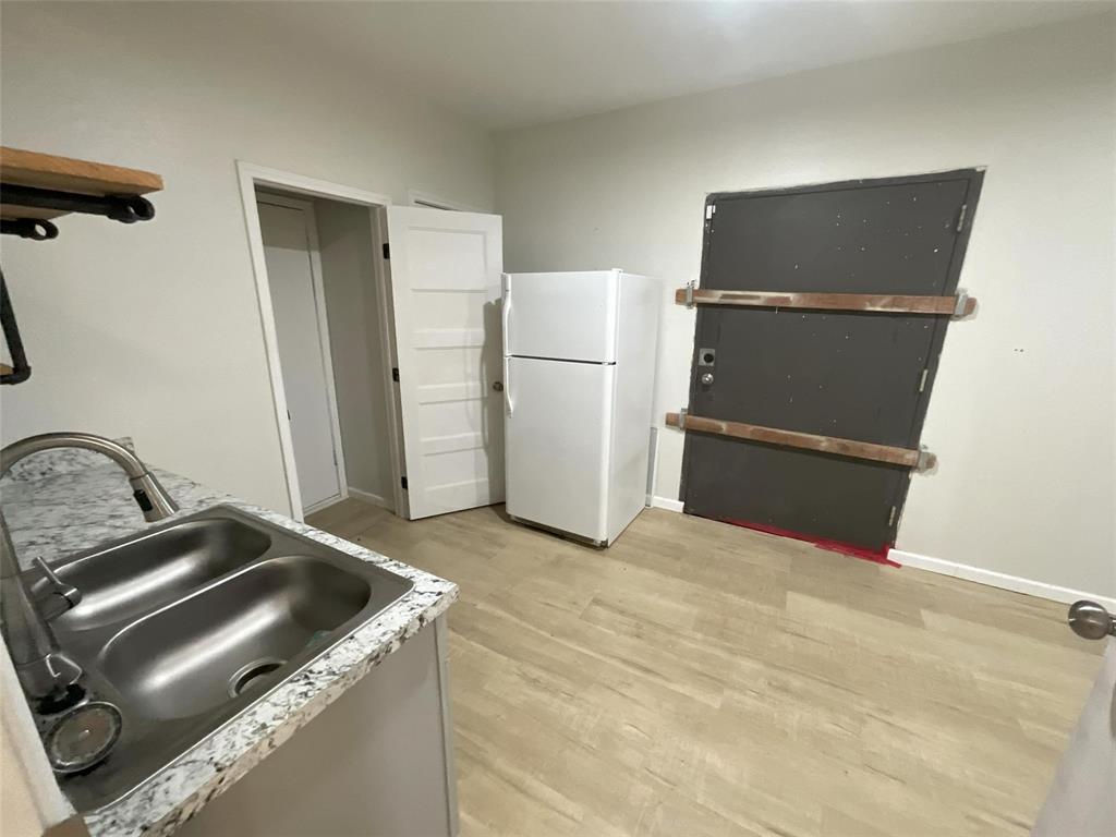 115 N Houston Street Property Photo 18