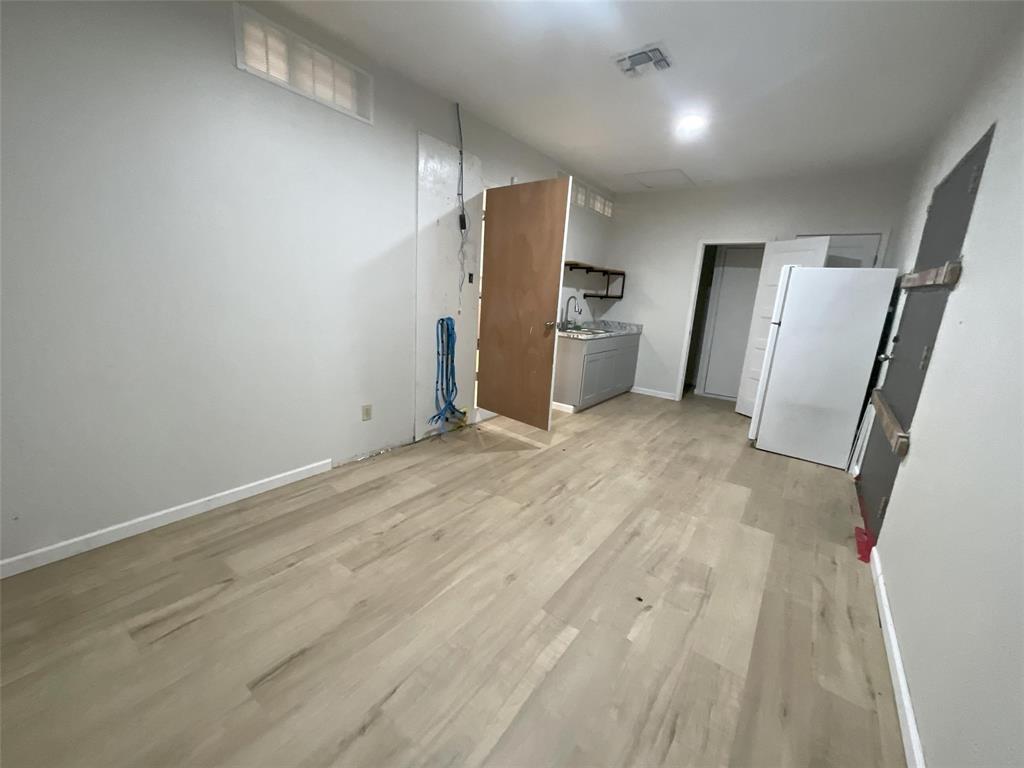 115 N Houston Street Property Photo 20