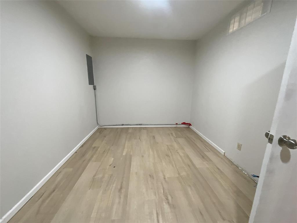 115 N Houston Street Property Photo 21