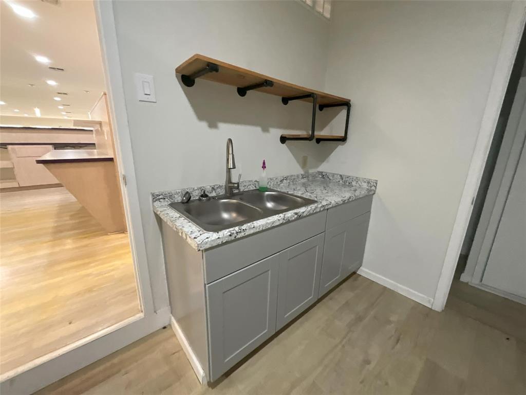 115 N Houston Street Property Photo 22