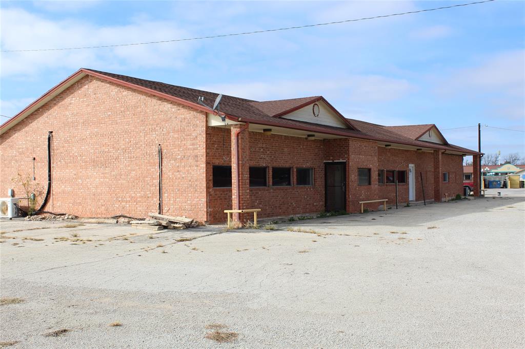 1401 Highway 84 Bypass Property Photo 3