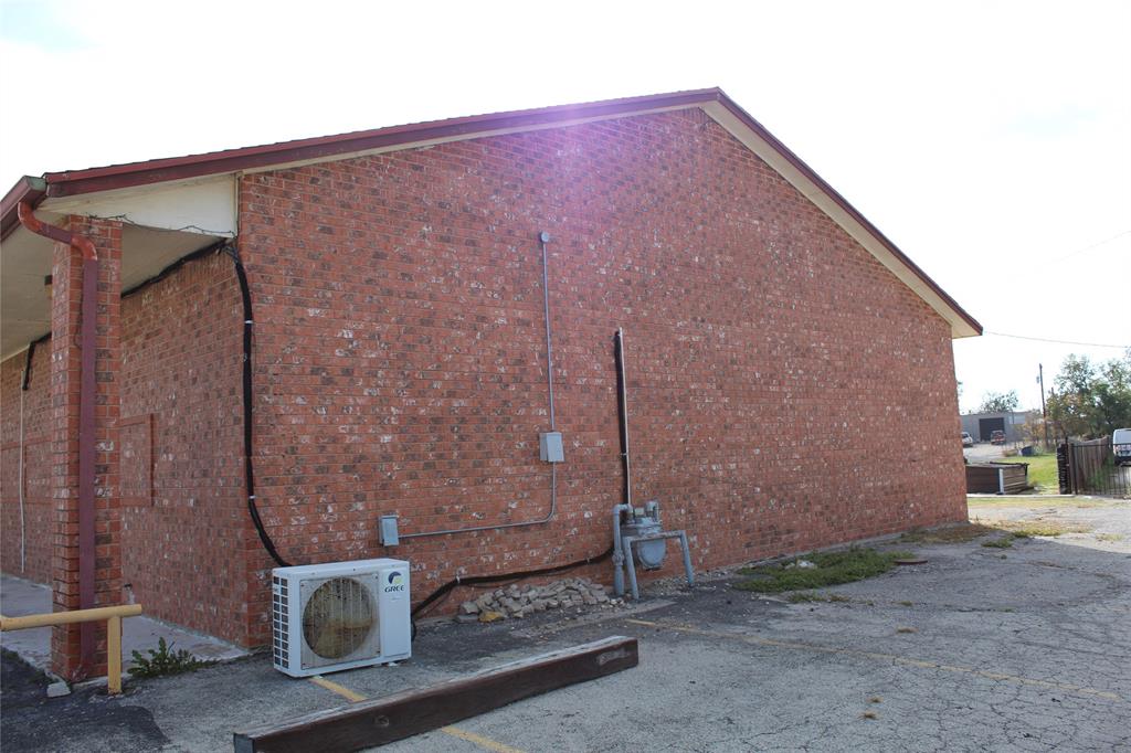 1401 Highway 84 Bypass Property Photo 7