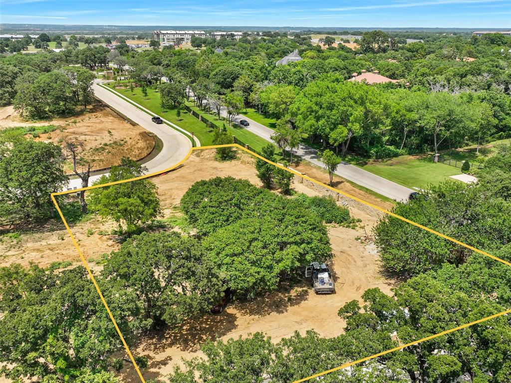 2700 Serendipity Circle Property Photo 4