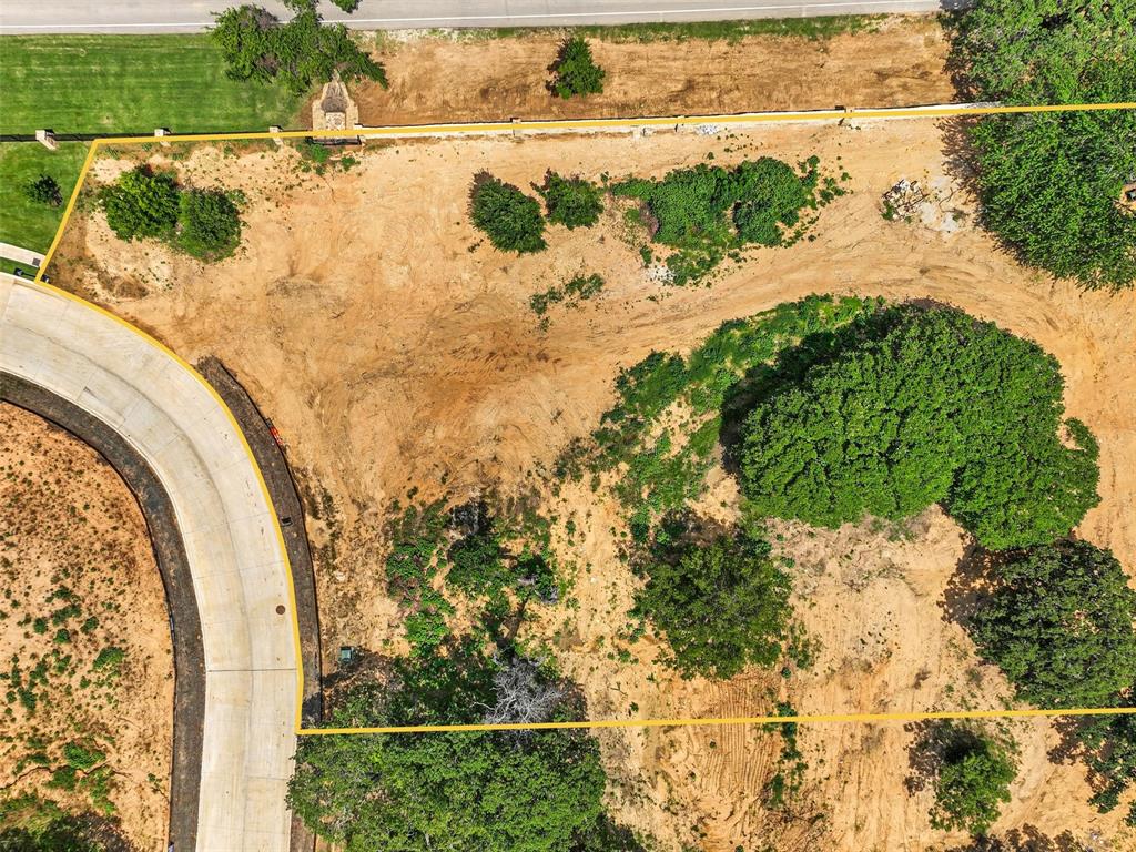 2700 Serendipity Circle Property Photo 10