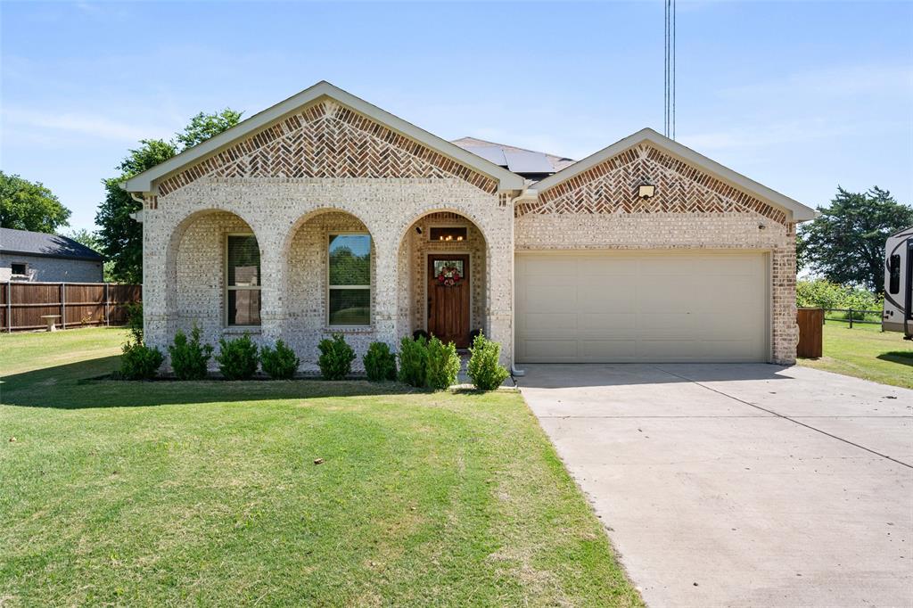1300 Fm 667 Property Photo 1