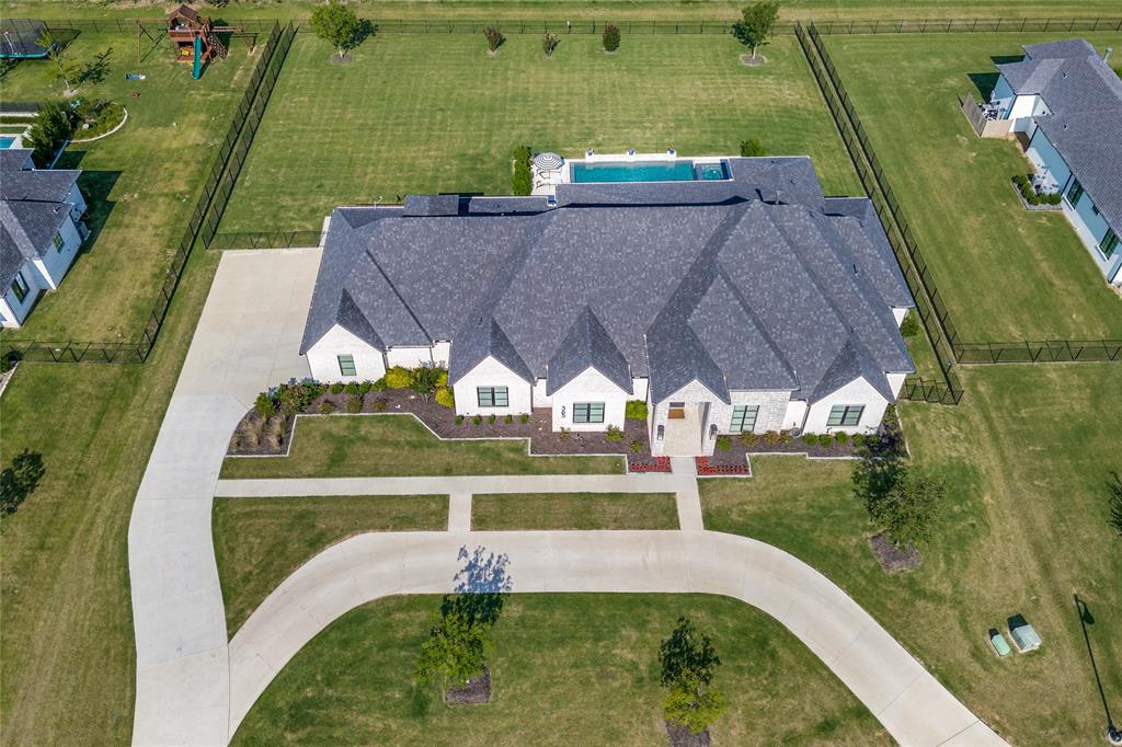 365 Crosswood Creek Court Property Photo 1
