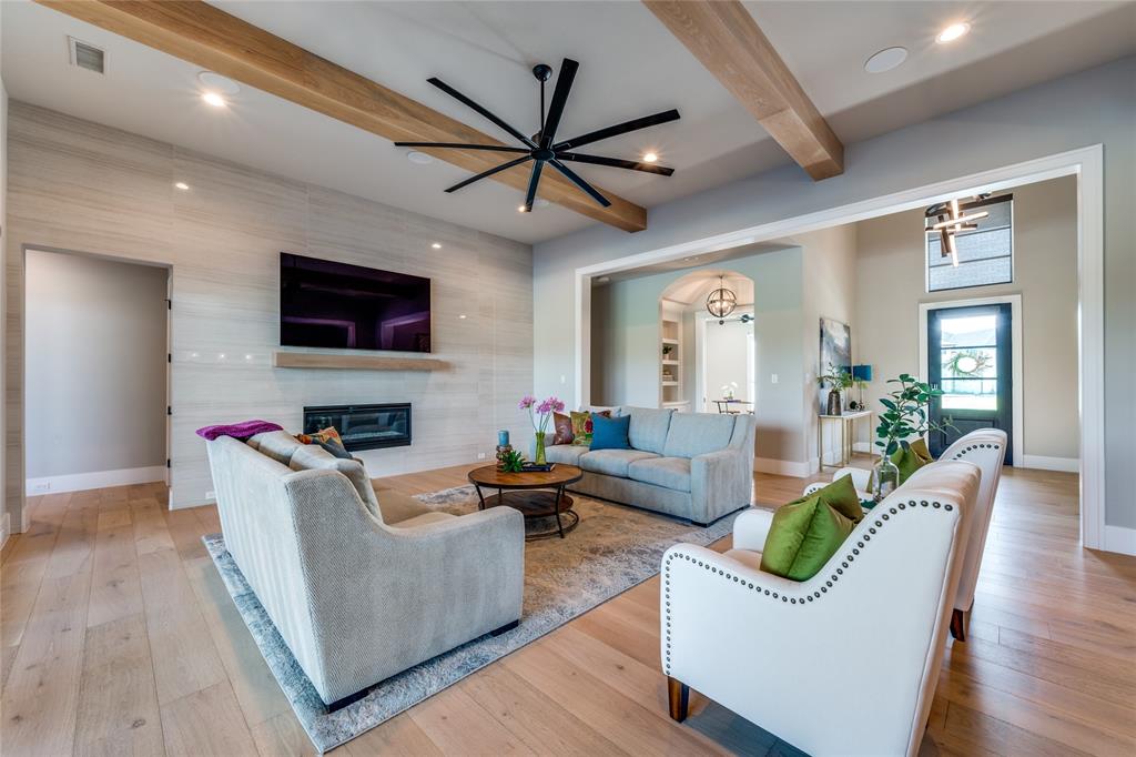 365 Crosswood Creek Court Property Photo 9